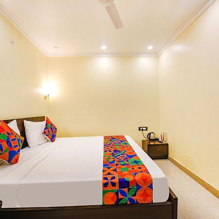 Fabhotel Prime Apple Tree Residency Ню Делхи Екстериор снимка