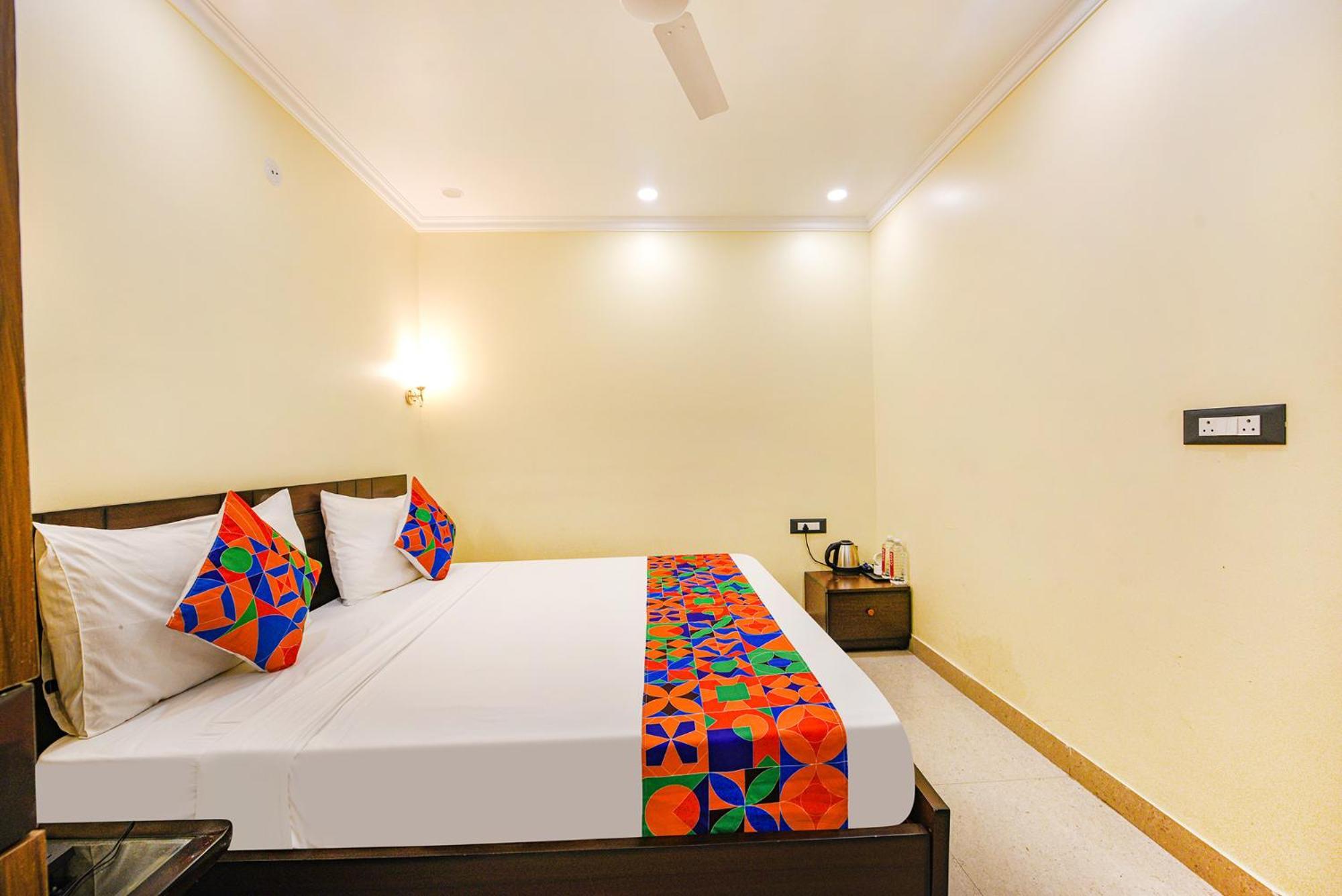 Fabhotel Prime Apple Tree Residency Ню Делхи Екстериор снимка