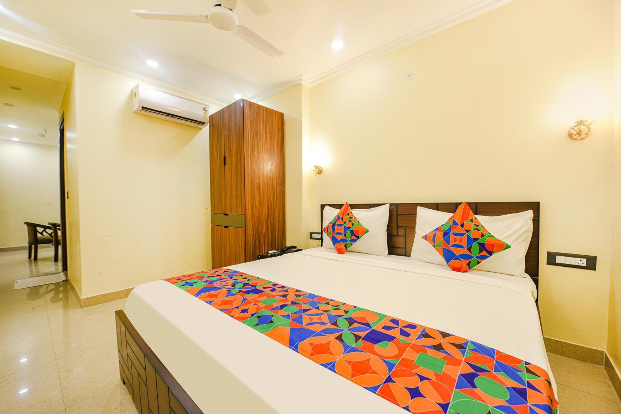 Fabhotel Prime Apple Tree Residency Ню Делхи Екстериор снимка
