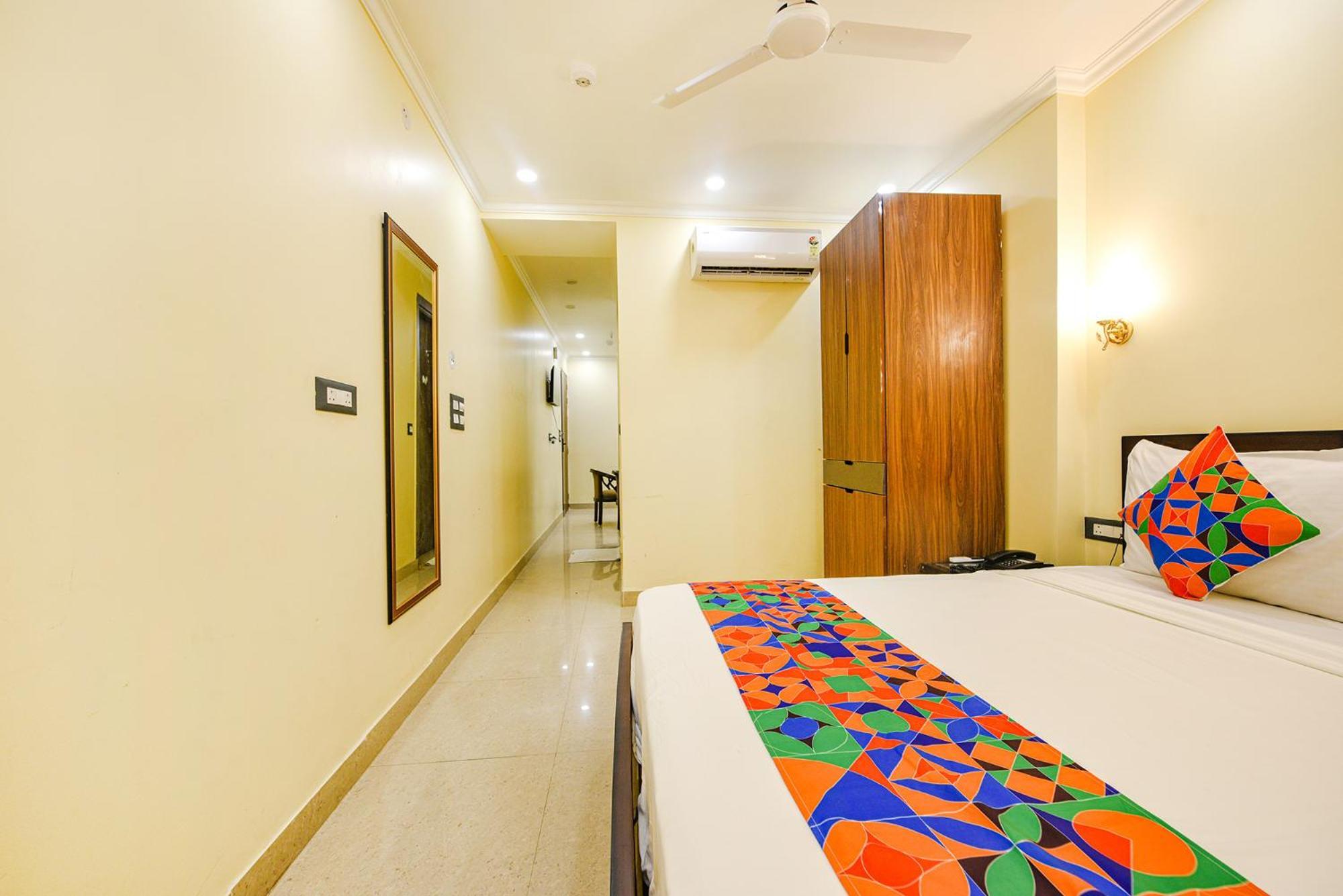 Fabhotel Prime Apple Tree Residency Ню Делхи Екстериор снимка