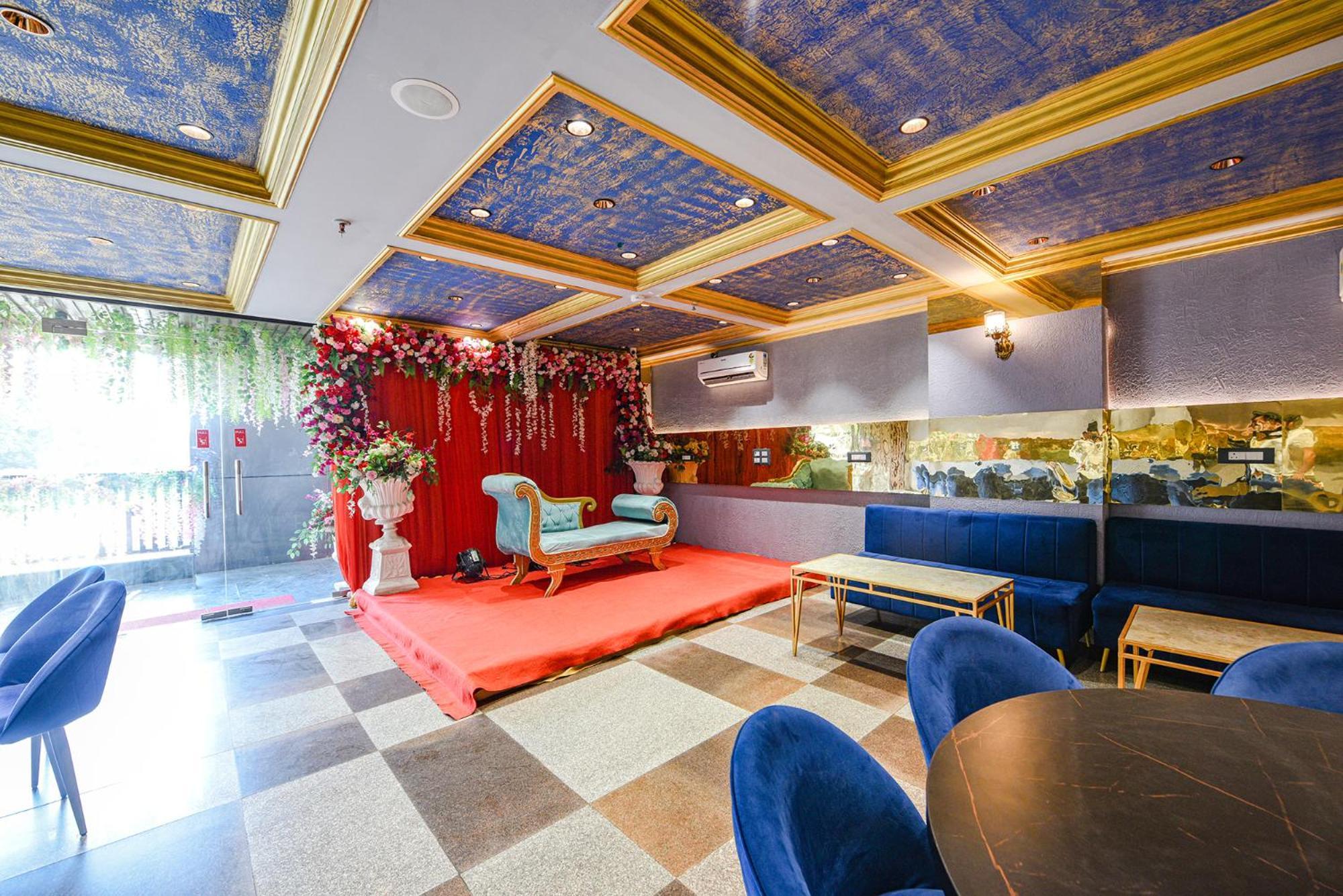 Fabhotel Prime Apple Tree Residency Ню Делхи Екстериор снимка