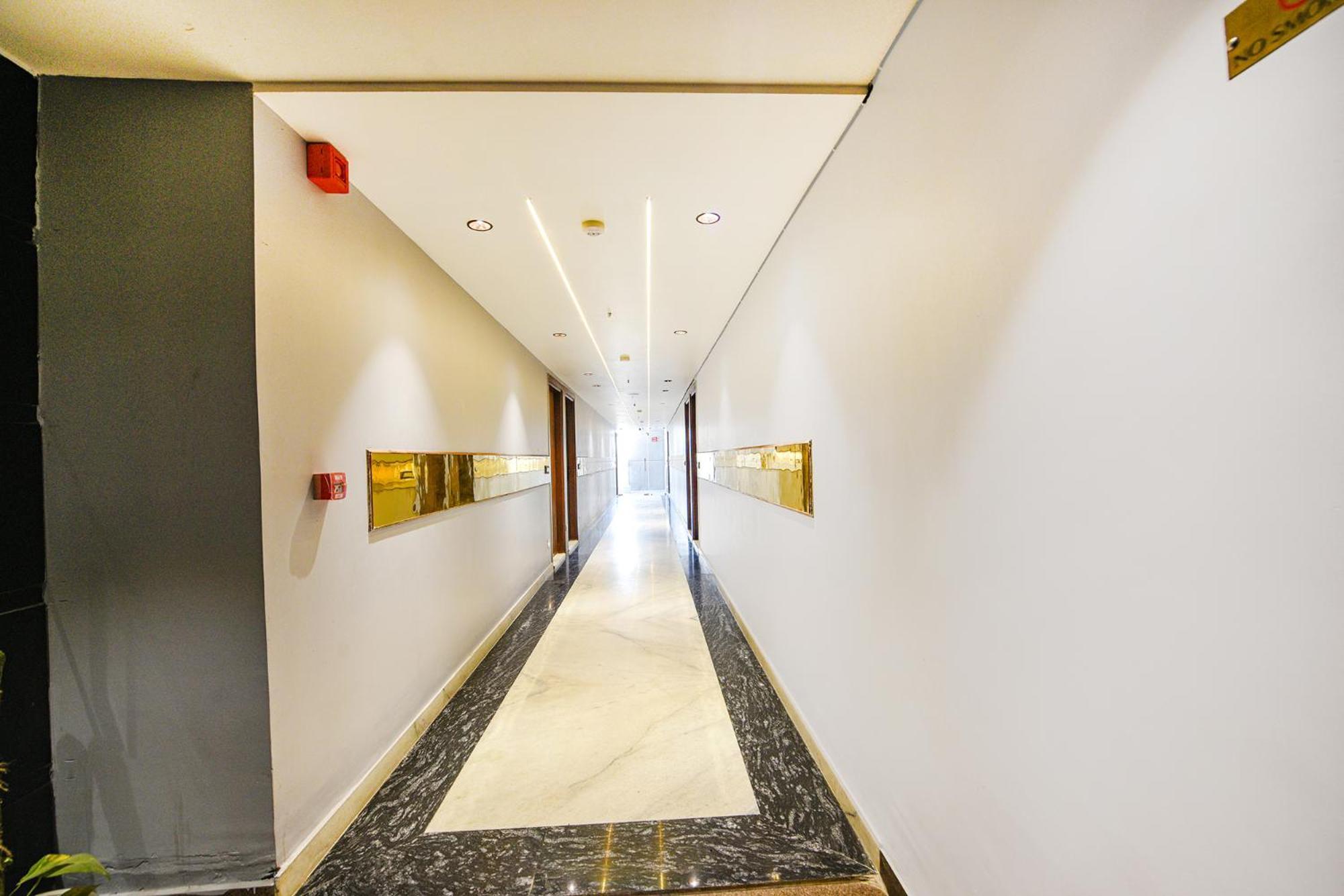Fabhotel Prime Apple Tree Residency Ню Делхи Екстериор снимка