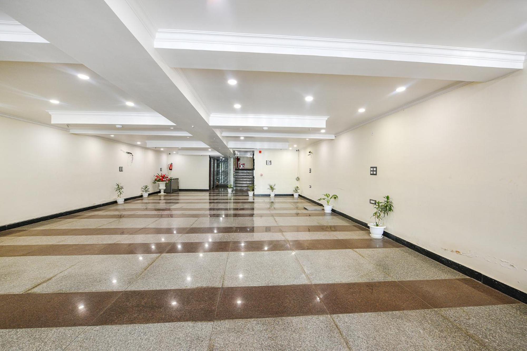 Fabhotel Prime Apple Tree Residency Ню Делхи Екстериор снимка