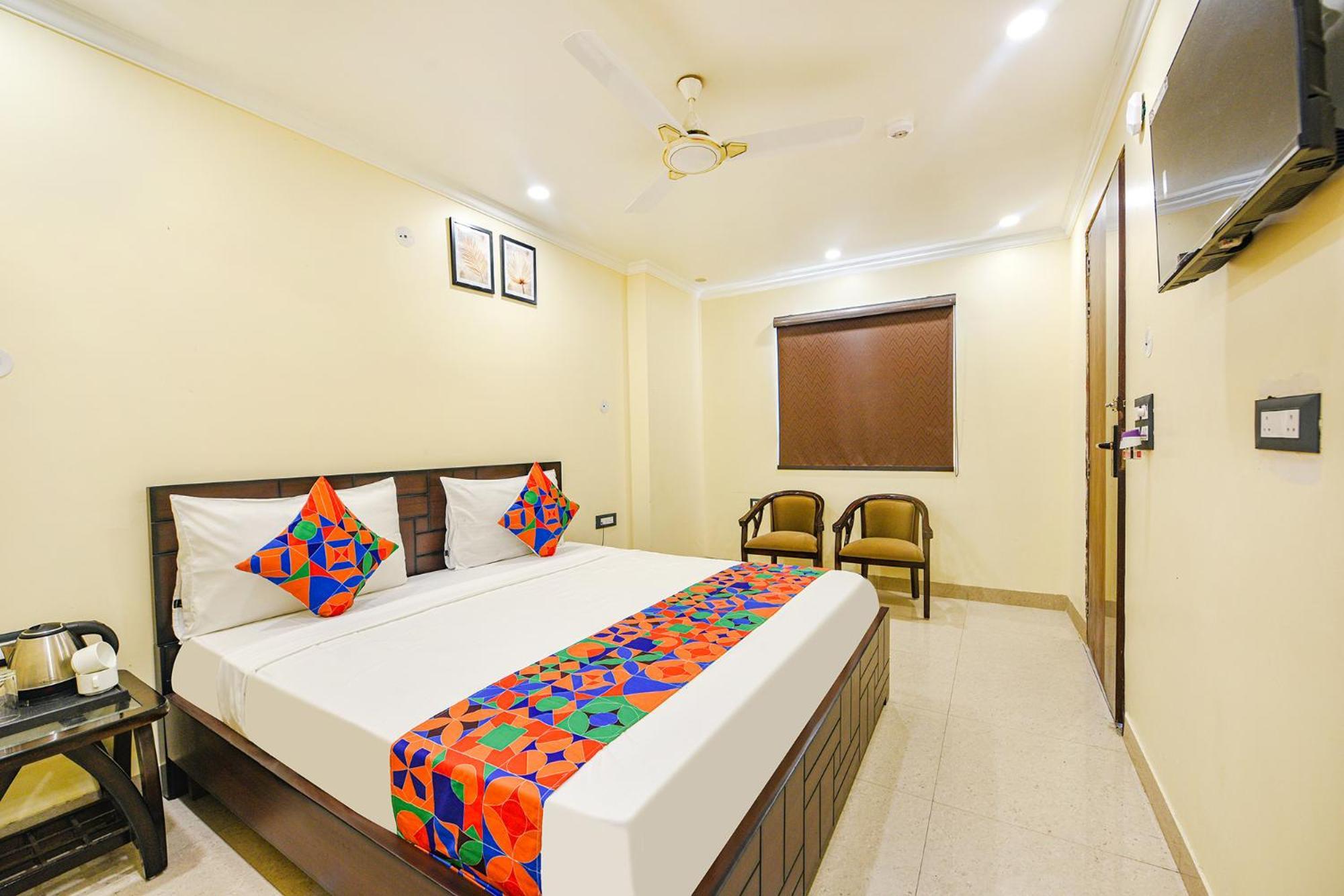 Fabhotel Prime Apple Tree Residency Ню Делхи Екстериор снимка